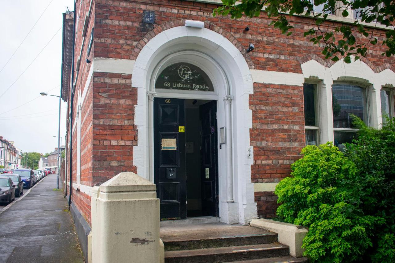 Paddy's Palace Hostel *